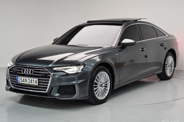 2021 Audi A6 с пробегом 55 923 км