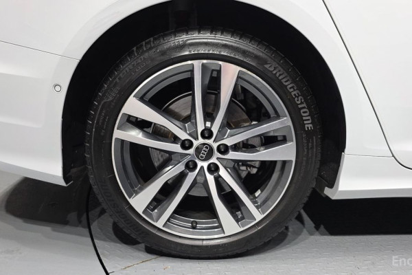 2023 Audi A6 с пробегом 15 097 км