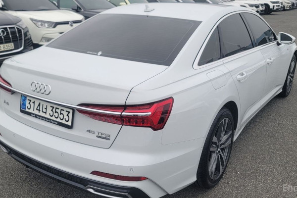 2023 Audi A6 с пробегом 27 329 км