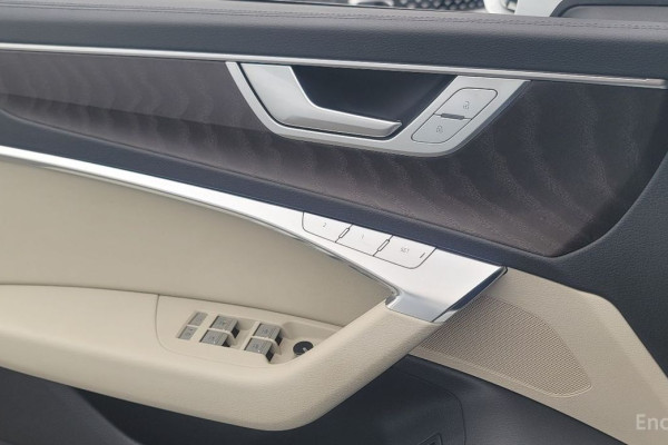 2023 Audi A6 с пробегом 27 329 км