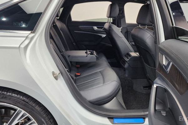 2023 Audi A6 с пробегом 86 054 км