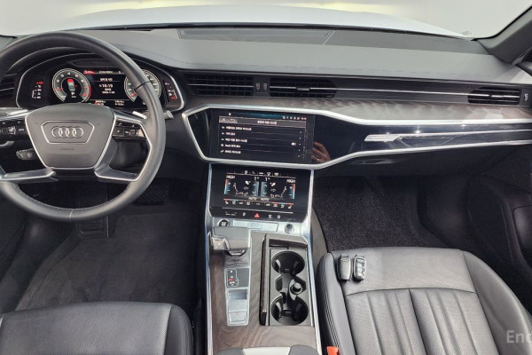 2023 Audi A6 с пробегом 86 054 км