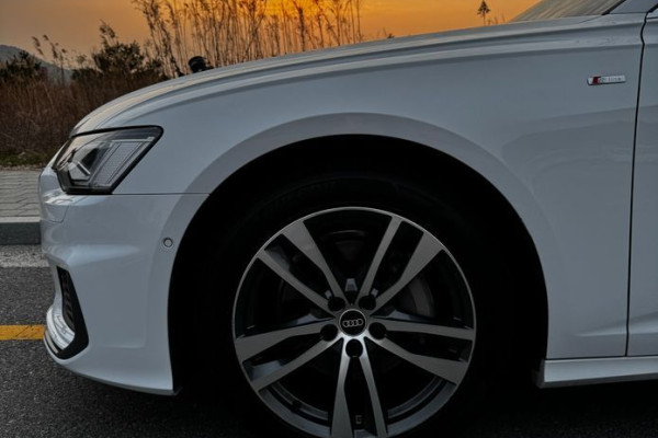 2021 Audi A6 с пробегом 76 800 км