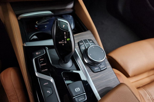 2020 BMW 5 серии с пробегом 130 634 км