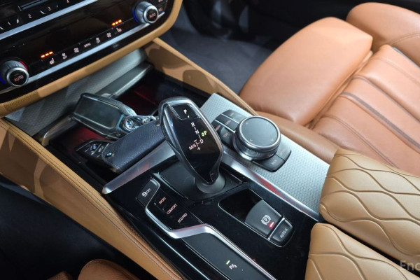 2018 BMW 5 серии с пробегом 110 402 км