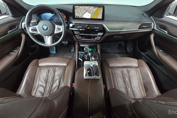 2020 BMW 5 серии с пробегом 105 495 км