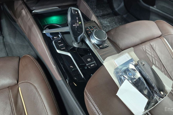 2020 BMW 5 серии с пробегом 105 495 км