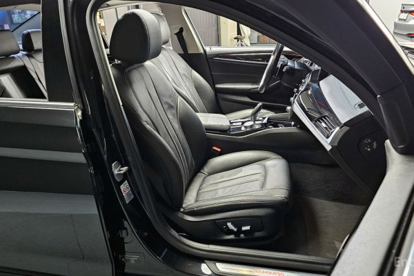 2019 BMW 5 серии с пробегом 121 179 км