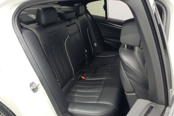 2019 BMW 5 серии с пробегом 67 574 км