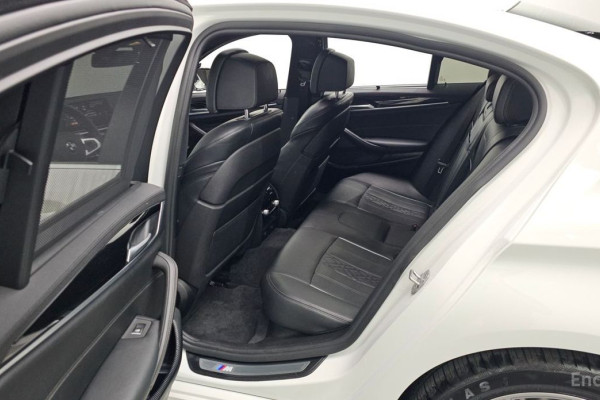 2019 BMW 5 серии с пробегом 67 574 км