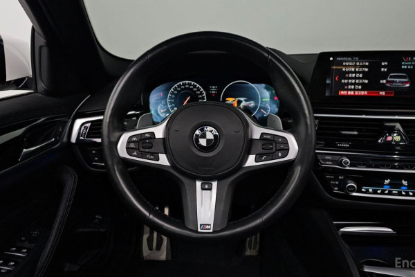 2019 BMW 5 серии с пробегом 67 574 км