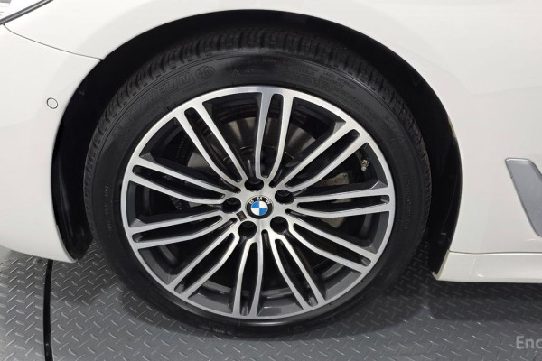 2020 BMW 5 серии с пробегом 43 355 км