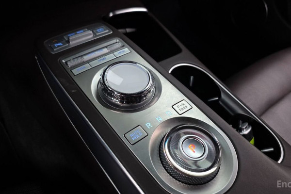 2022 Genesis GV70 с пробегом 99 466 км