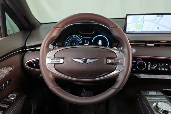 2022 Genesis GV70 с пробегом 99 466 км