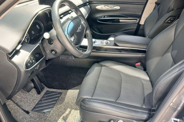 2021 Genesis GV70 с пробегом 71 606 км