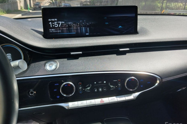 2021 Genesis GV70 с пробегом 71 606 км