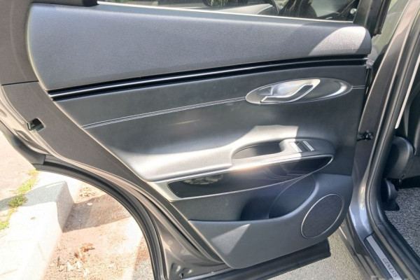 2021 Genesis GV70 с пробегом 71 606 км