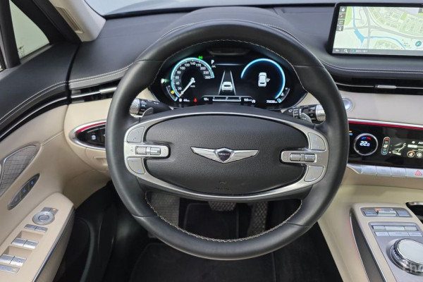 2021 Genesis GV70 с пробегом 79 638 км