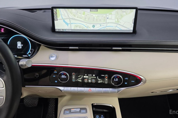 2021 Genesis GV70 с пробегом 79 638 км