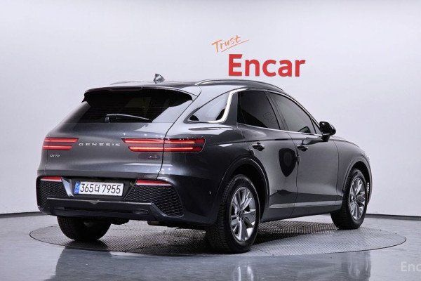 2022 Genesis GV70 с пробегом 86 320 км