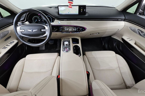 2022 Genesis GV70 с пробегом 86 320 км