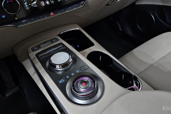 2022 Genesis GV70 с пробегом 86 320 км