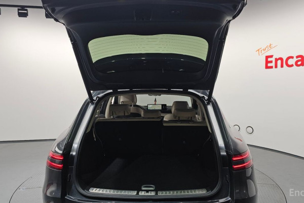 2022 Genesis GV70 с пробегом 86 320 км