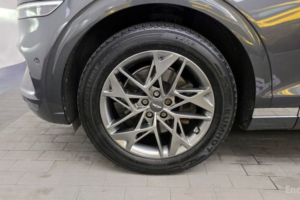 2021 Genesis GV70 с пробегом 74 219 км