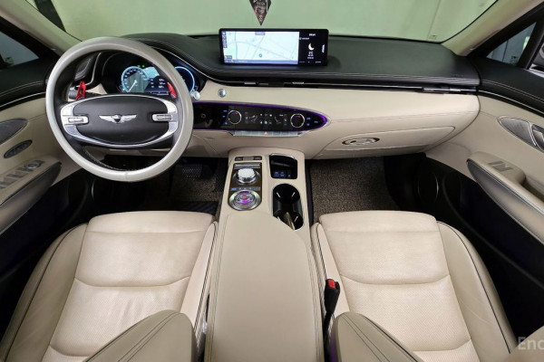2021 Genesis GV70 с пробегом 74 219 км
