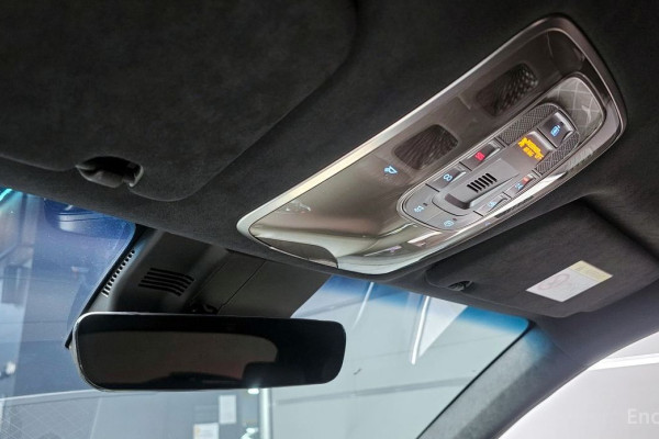 2021 Genesis GV70 с пробегом 77 789 км