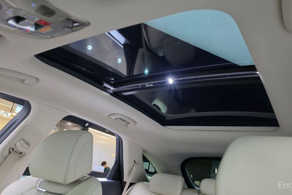 2021 Genesis GV70 с пробегом 81 572 км