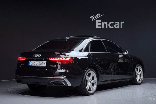 2022 Audi A4 с пробегом 25 583 км