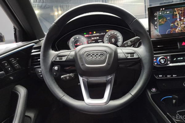 2022 Audi A4 с пробегом 25 583 км