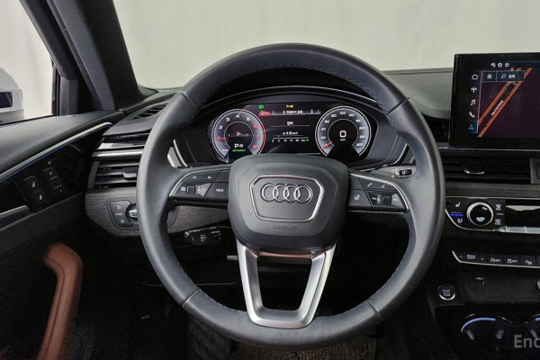 2023 Audi A4 с пробегом 25 739 км