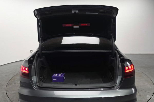 2022 Audi A4 с пробегом 16 640 км