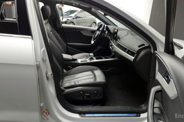 2021 Audi A4 с пробегом 134 282 км