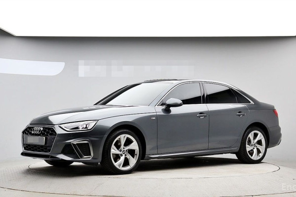 2021 Audi A4 с пробегом 85 708 км