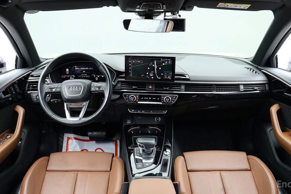 2021 Audi A4 с пробегом 85 708 км