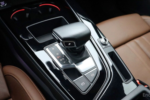 2021 Audi A4 с пробегом 85 708 км