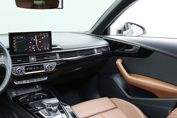 2021 Audi A4 с пробегом 85 708 км