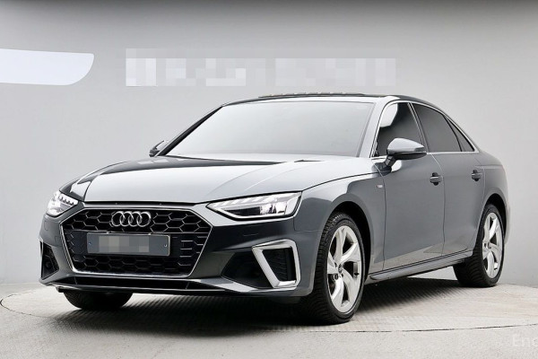 2021 Audi A4 с пробегом 85 708 км