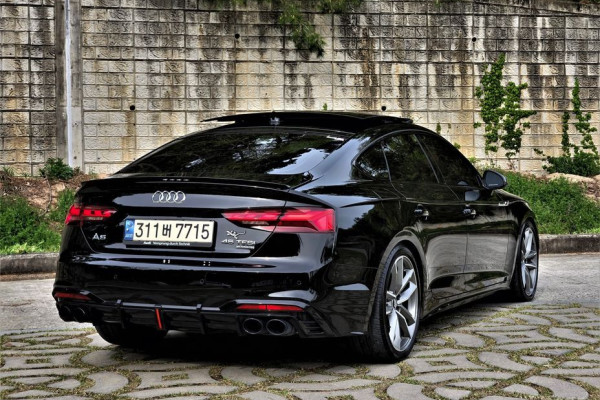 2021 Audi A5 с пробегом 83 496 км