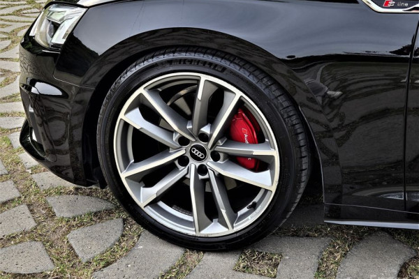 2021 Audi A5 с пробегом 83 496 км