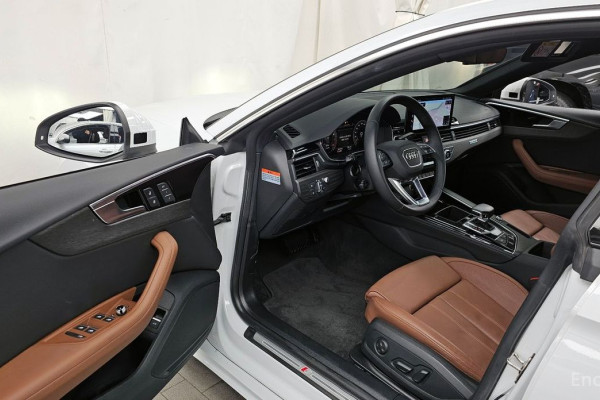 2023 Audi A5 с пробегом 48 759 км