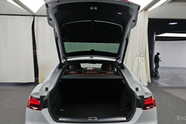 2023 Audi A5 с пробегом 48 759 км