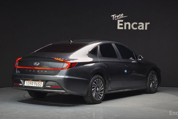 2023 Hyundai Sonata с пробегом 15 665 км