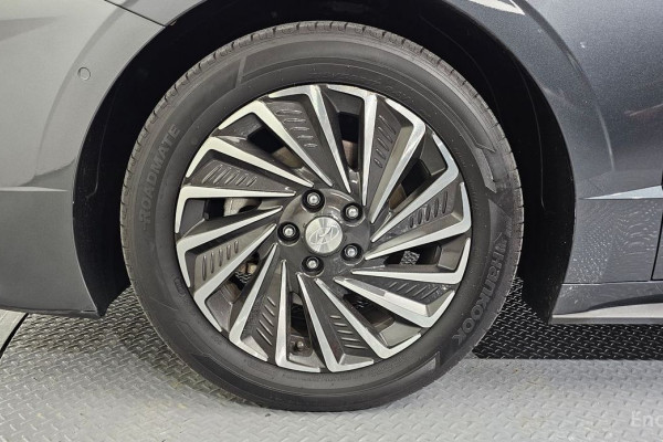 2021 Hyundai Sonata с пробегом 102 078 км