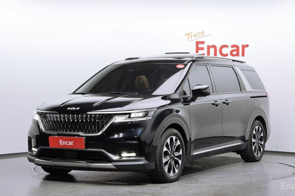 2023 Kia Carnival с пробегом 49 042 км