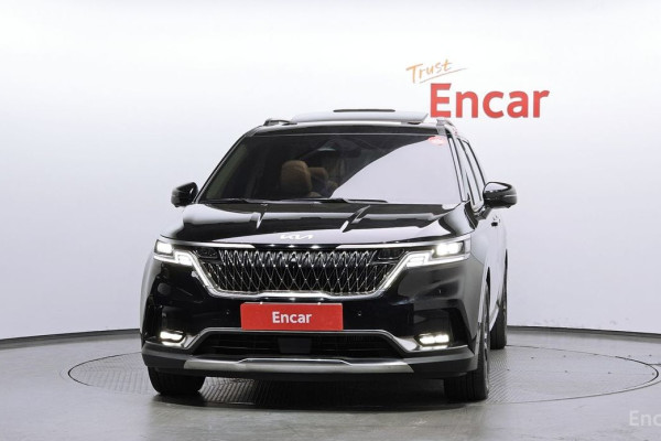 2023 Kia Carnival с пробегом 49 042 км