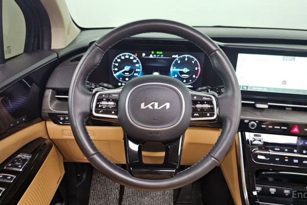 2023 Kia Carnival с пробегом 49 042 км